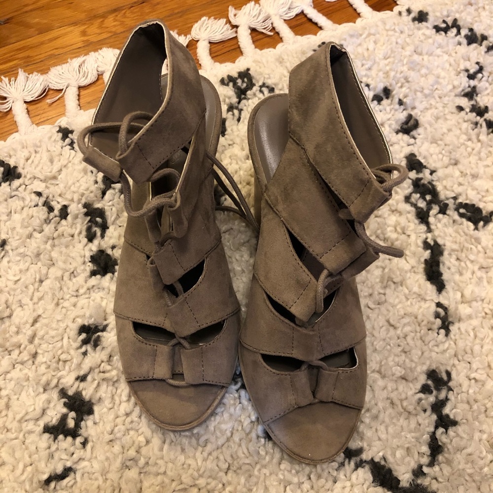 Heeled sandals